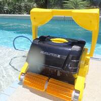 How to Use and Maintain Your Revolution II and Revolution III Robotic Pool Cleaner