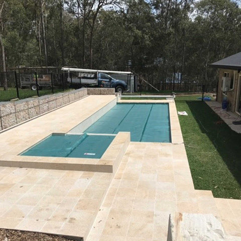 Daisy Solar Pool Cover 525 Titanium Green per M2