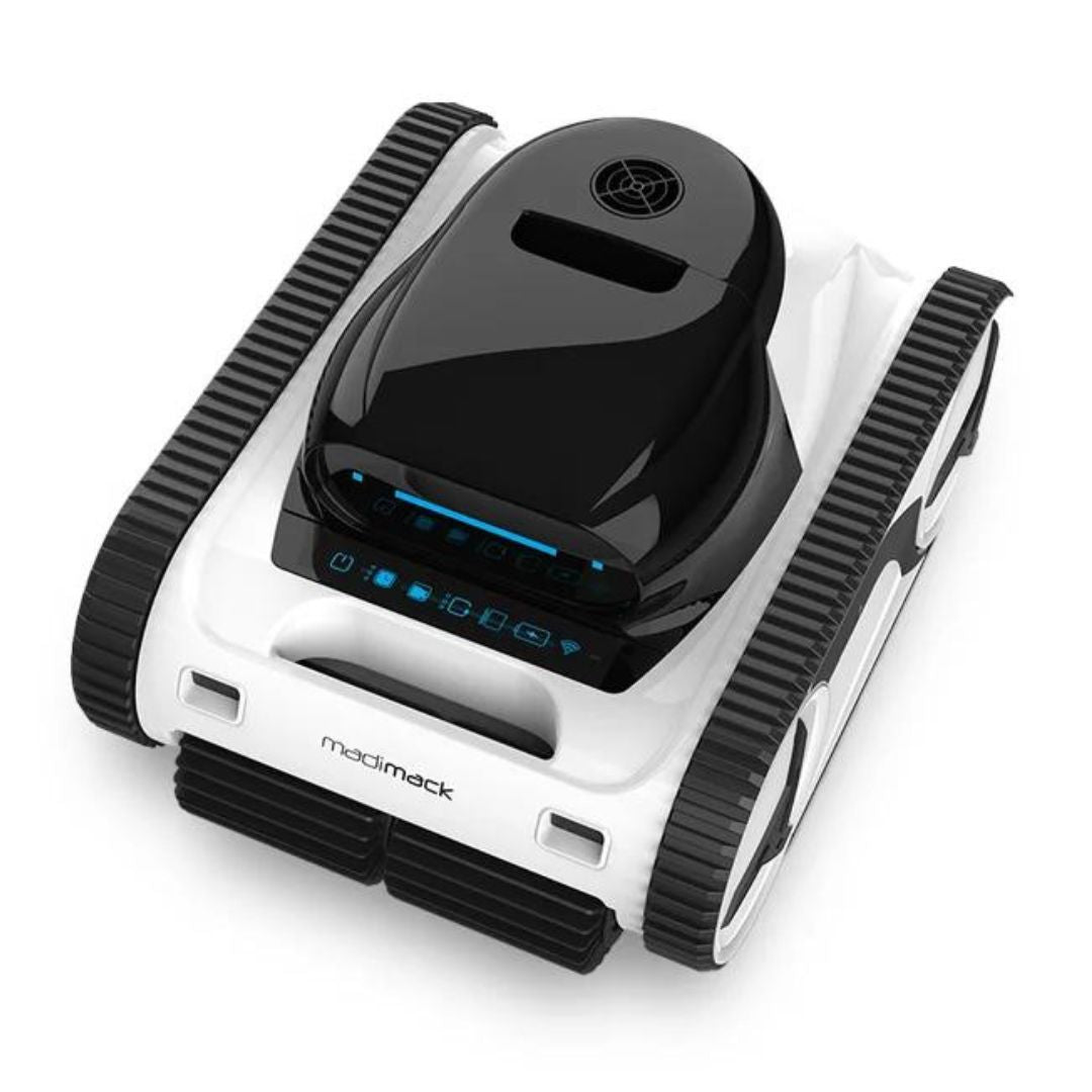 Madimack GT Robotic Pool Cleaner - Cordless and Freedom-enabled.