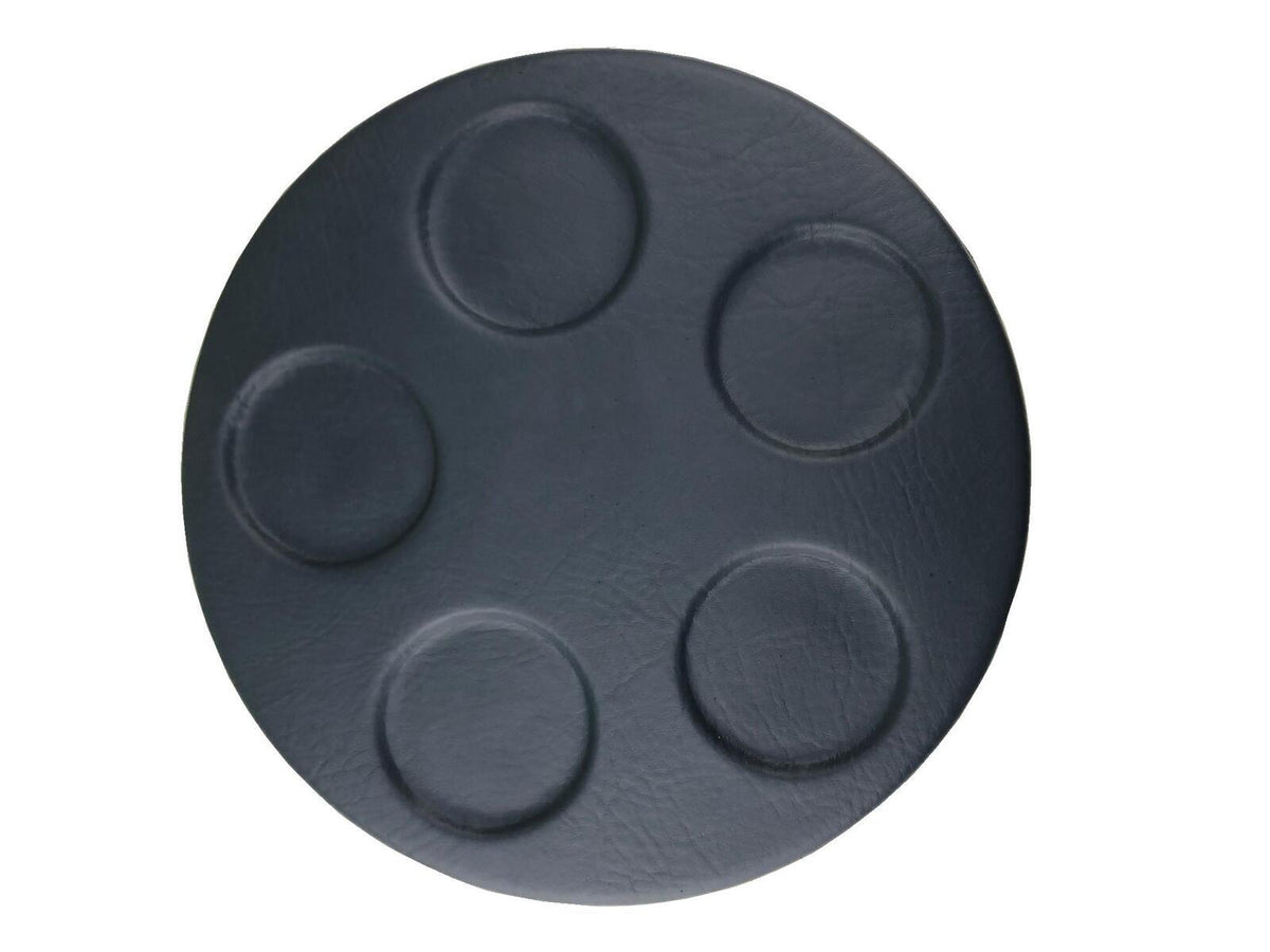 Round lid with 5 hole indentations for Spas
